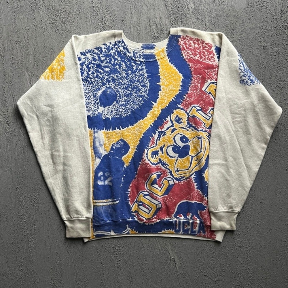 Vintage UCLA Bruins Sweatshirt XL White 1990s Basketball AOP NCAA